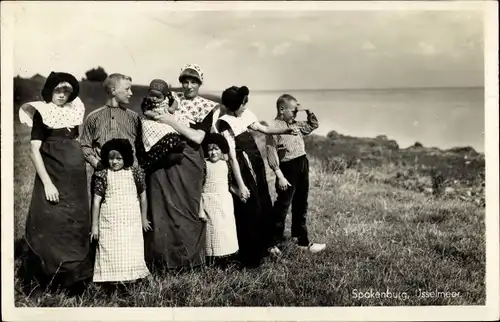 Ak Spakenburg Utrecht Niederlande, Ijsselmeer, Kinder in Tracht