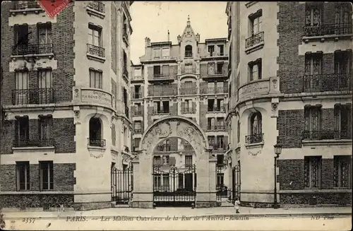 Ak Paris XV Vaugirard, Les Maisons Ouvrieres de la Rue de l'Amiral-Roussin