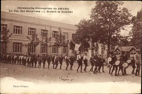 Ak Laval Mayenne, Immaeulee Conseption de Laval, Le Jeu des Boueliers, 1. Avant le Combat