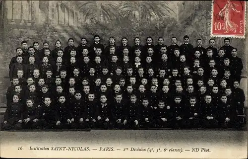 Ak Paris VII, Institution Saint-Nicolas, 1re Division, classes 4-6, Gruppenfoto
