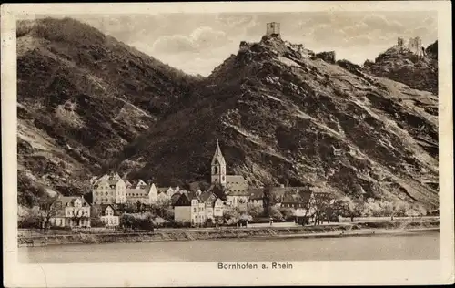 Ak Bornhofen am Rhein, Ortsansicht über den Rhein