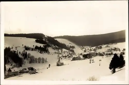 Foto Ak Oberwiesenthal im Erzgebirge, Panorama, Winterlandschaft, Schnee