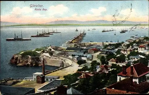 Ak Gibraltar, Rosia Bay, Hafenpartie mit Dampfer und Umgebung