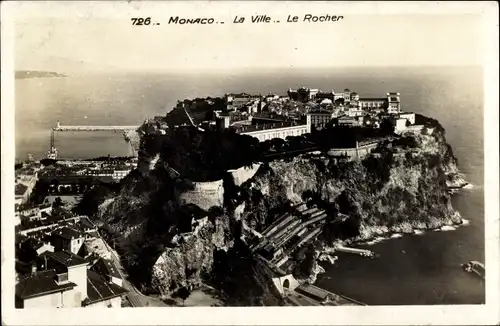 Ak Monaco, La Ville, Le Rocher, Meer, Felsen, Hafenbecken, Stadtmauer