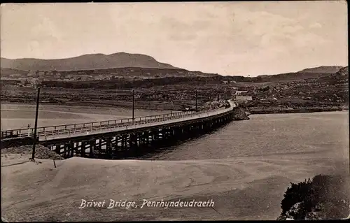 Ak Penrhyndeudraeth Wales, Brivet Bridge