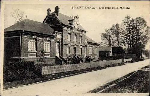 Ak Smermesnil Seine-Maritime, L'Ecole et la Mairie