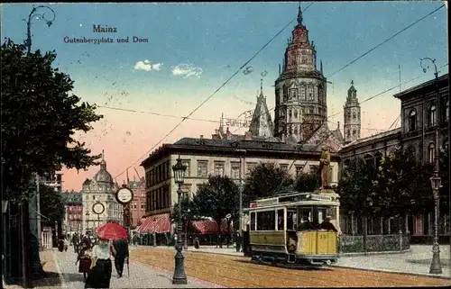 Ak Mainz in Rheinland Pfalz, Partie auf dem Gutenbergplatz und Dom, Straßenbahn 38