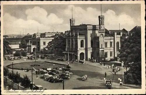 Ak Wrocław Breslau Schlesien, Blick auf den Hauptbahnhof, Straßenseite