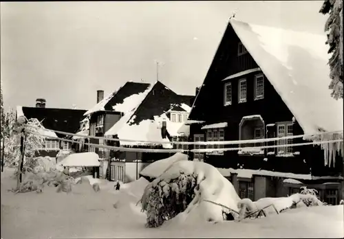 Ak Oberhof im Thüringer Wald, Pionierhaus Bruno Kührs, Winter