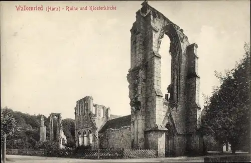 Ak Walkenried im Harz, Blick auf die Ruine und die Klosterkirche