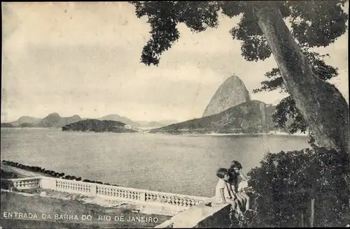 Ak Rio de Janeiro Brasilien, da Barra, Kinder auf der Mauer