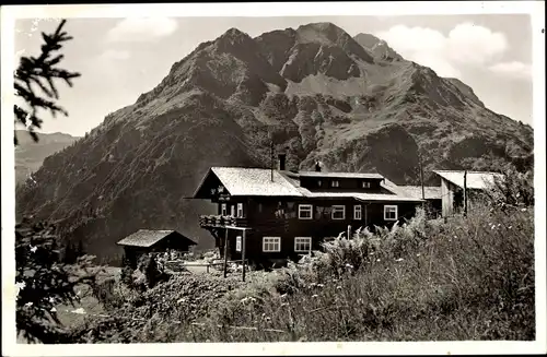 Ak Mittelberg im Kleinwalsertal Vorarlberg, Bühlalpe, Bärenkopf, großer Widderstein