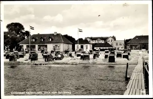 Ak Ostseebad Kellenhusen in Holstein, Strandpartie, Strandkörbe, Block vom Bootssteg