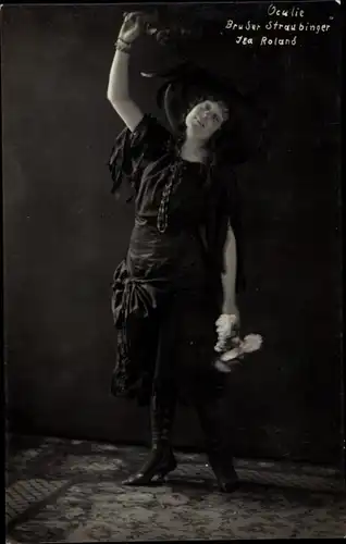 Ak Opernsängerin Isa Roland, Bruder Straubinger