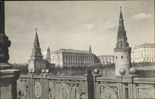 Ak Moskau Russland, Die Große Stein-Brücke mit Blick auf Kreml