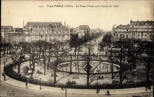 Ak Paris XIII., La Place d'Italie et la Mairie du XIII