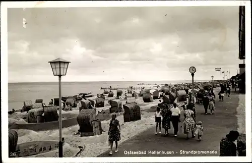 Ak Ostseebad Kellenhusen in Holstein, Strandpromenade, Strandkorb, Passanten