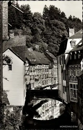 Ak Monschau Montjoie in der Eifel, Altstadt mit Rur, Friedrich Wilhelm Brücke