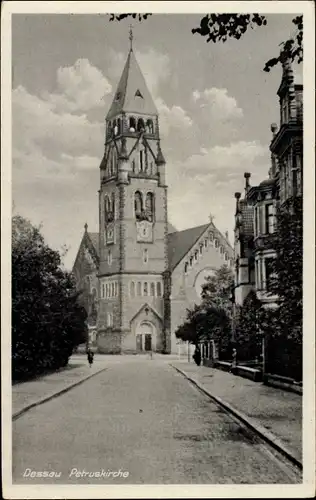 Ak Dessau in Sachsen Anhalt, Petruskirche