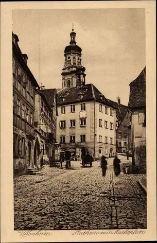 Ak Uffenheim in Mittelfranken, Rathaus mit Marktplatz