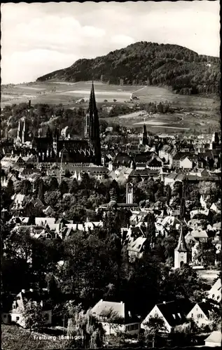 Ak Freiburg im Breisgau, Ortsansicht, Kirchen