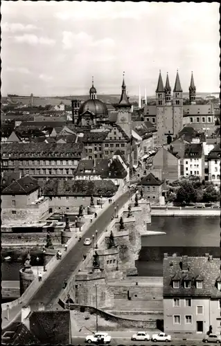 Ak Würzburg am Main Unterfranken, Blick von der Festung, Ortsansicht, Kirche