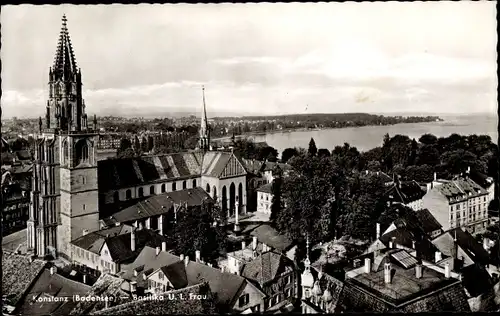 Ak Konstanz am Bodensee, Basilika U. l. Frau, Ortsansicht mit See im Hintergrund