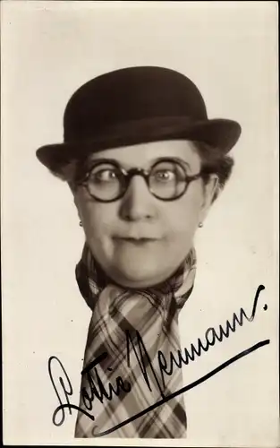 Foto Ak Komikerin Lottie Neumann, Autogramm