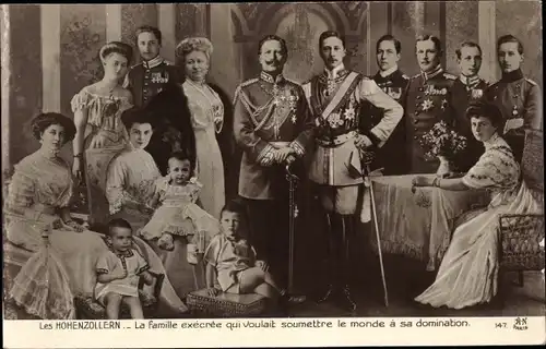 Ak Deutsches Kaiserhaus unter Wilhelm II., Gruppenportrait, Prinzen