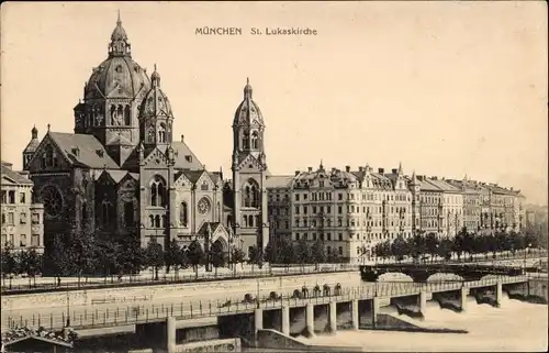 Ak München Bayern, St. Lukaskirche, Brücke