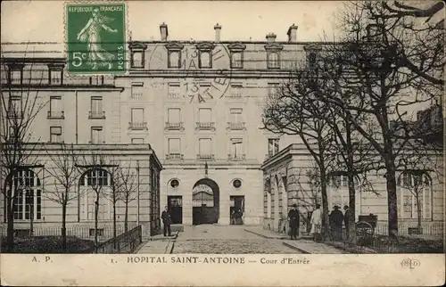 Ak Paris X., Hopital Saint Antoine, Cour d'Entrée