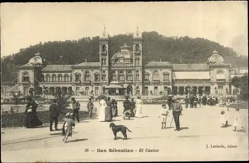 Ak Donostia San Sebastian Baskenland, El Casino, Passanten