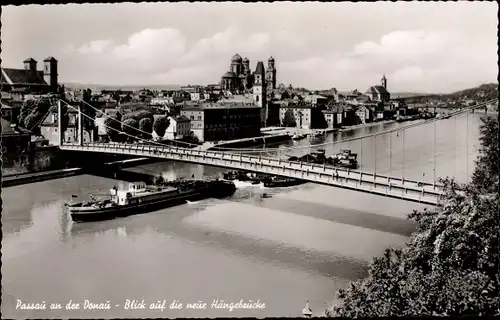 Ak Passau in Niederbayern, Blick auf die neue Hängebrücke, Donau, Kirche