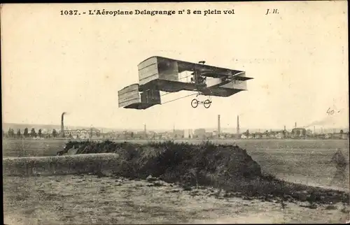 Ak L'Aéroplane Delagranger no 3 en plein vol