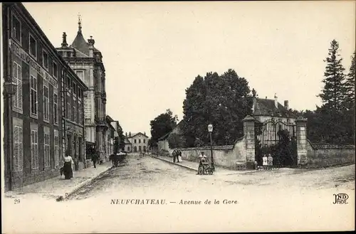 Ak Neufchâteau Lothringen Vosges, Avenue de la Gare