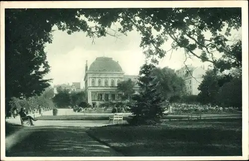 Ak Františkovy Lázně Franzensbad Reg. Karlsbad, Kurplatz mit Kurhaus