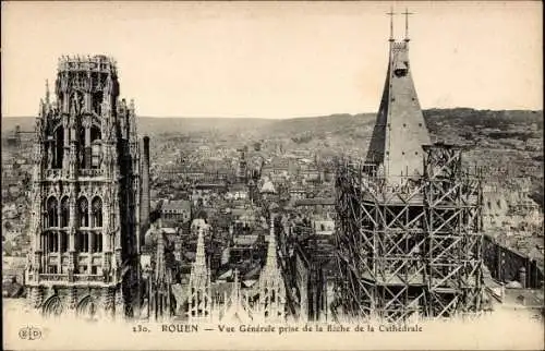 Ak Rouen Seine Maritime, Vue Générale prise de la fléché de la Cathédrale