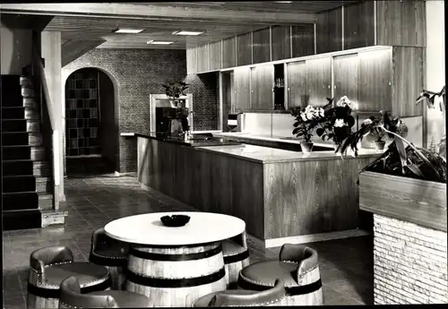 Ak Waltershausen in Thüringen, Betriebsferienheim des Fahrzeugswerkes, Gaststätte Zur Tanne