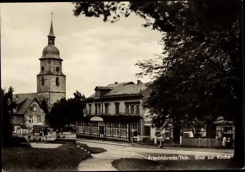 Ak Friedrichroda im Thüringer Wald, Blick zur Kirche