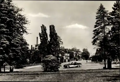 Ak Limbach Oberfrohna in Sachsen, Partien in der Stadt, Auto