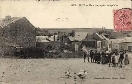 Ak Illy Ardennes, Une rue, apres le cyclone