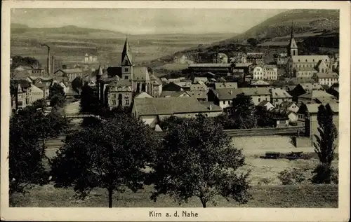 Ak Kirn Kreis Bad Kreuznach a.d. Nahe, Teilansicht des Ortes mit Landschaft