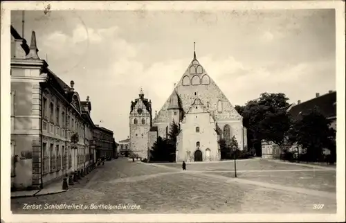 Ak Zerbst in Anhalt, Schlossfreiheit, Bartholomäikirche