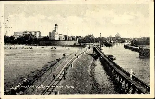 Ak Kołobrzeg Kolberg Pommern, Hafeneinfahrt, Lotsenturm