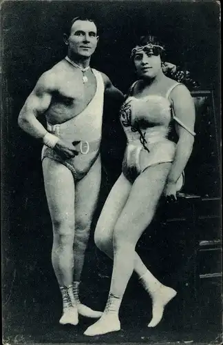 Ak Portrait zweier Akrobaten
