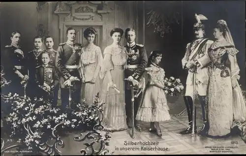 Ak Silberhochzeit im Kaiserhause, Kaiser Wilhelm II., Cecilie, Kronprinz, Kaiserin Auguste Viktoria