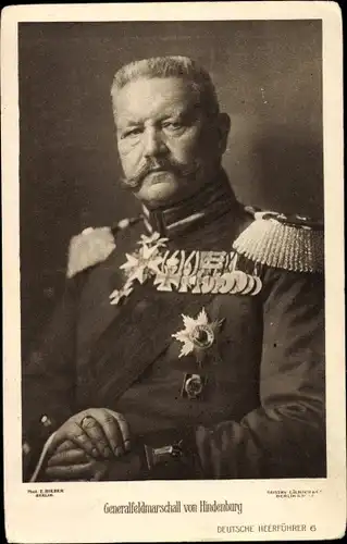 Ak Generalfeldmarschall Paul von Hindenburg, Liersch, Deutsche Helden 6, Orden, Bruststern