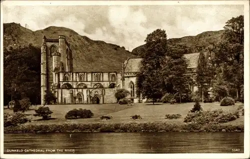 Ak Dunkeld Schottland, Cathedral From The River