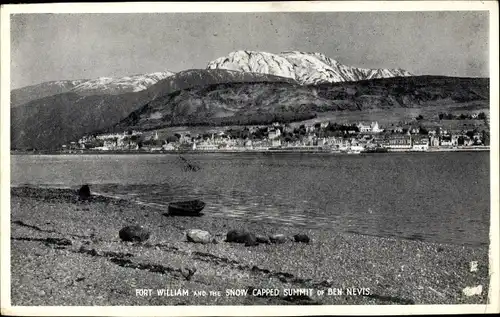 Ak Fort William Schottland, Fort William and the Snow capped Summit of Ben Nevis