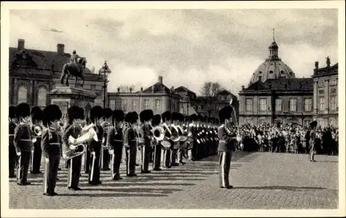 Ak København Kopenhagen Dänemark, Königliche Leibgarde, Denkmal